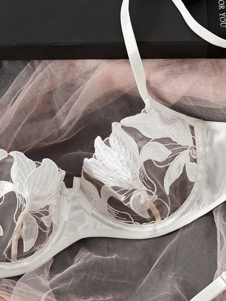 Happy Moments Lace Wedding Lingerie Set - Iris Lace
